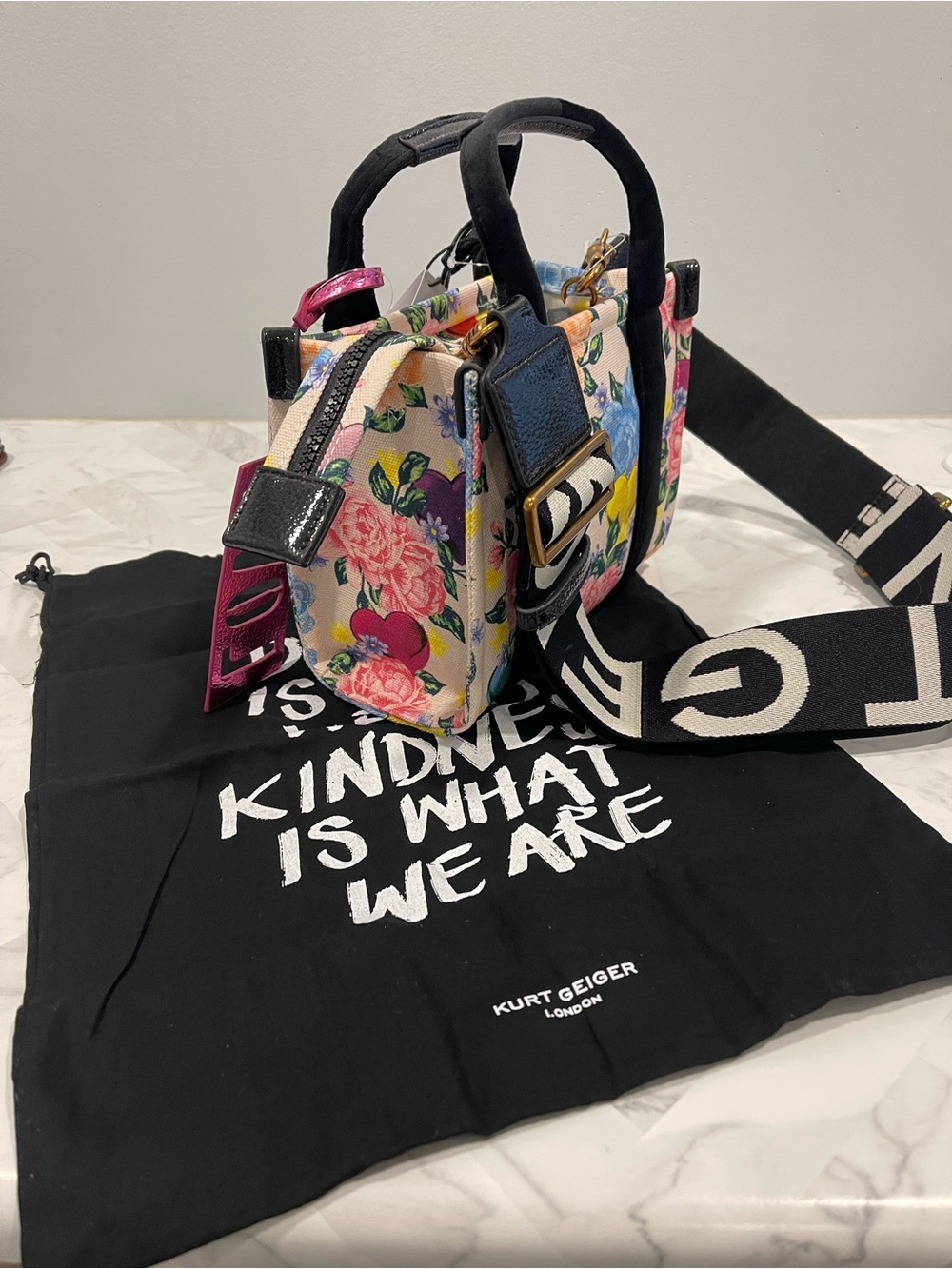 Kurt Geiger Floral Mini Tote with Pink LOVE Tag and Black Heart Charm NWT - Picture 8 of 9